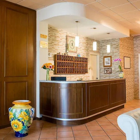 Hotel Torricella 3*